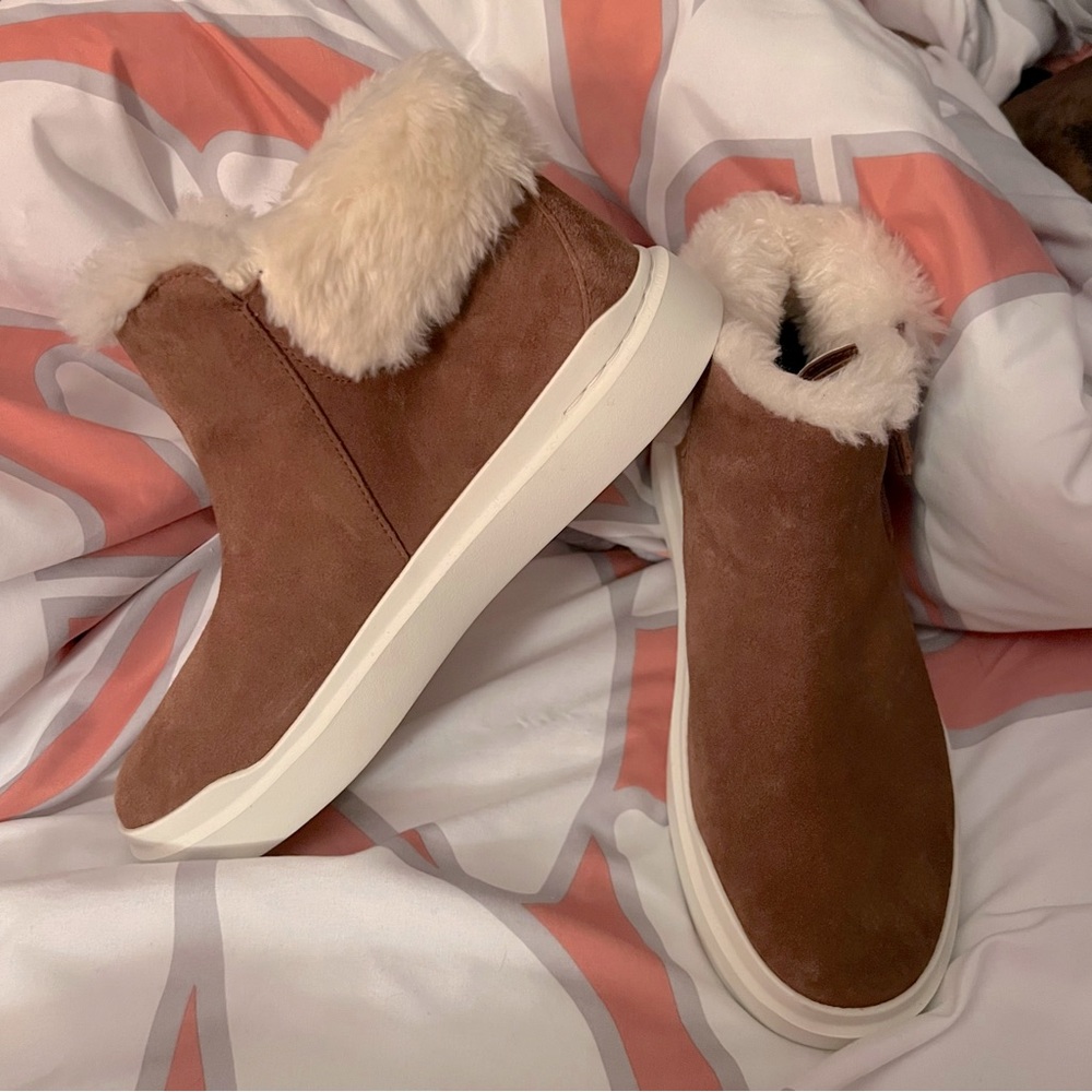 Cole Haan brown suede / faux fur size 7